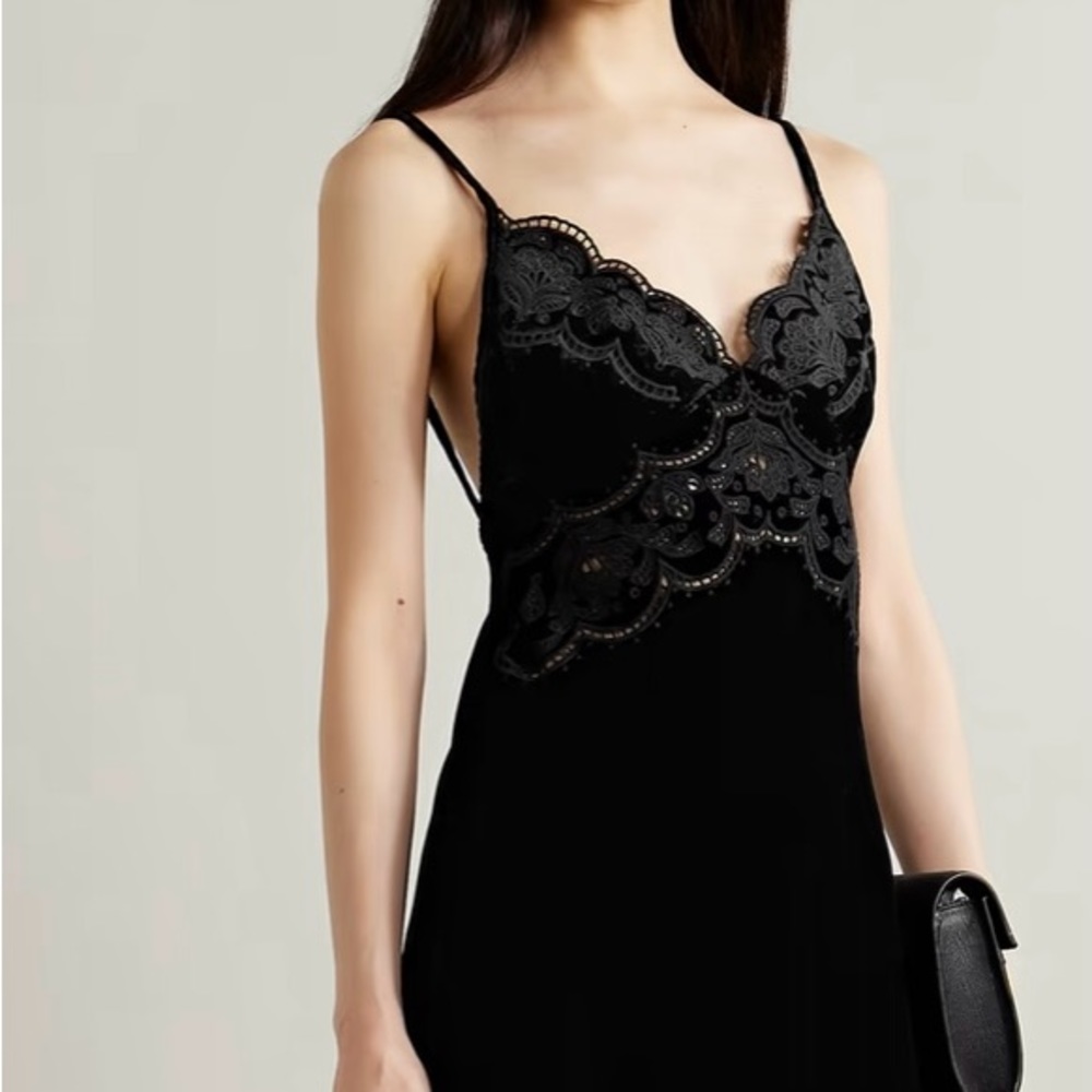 FARM Rio Richelieu Velvet Lace Dress.- Read Description! - Picture 3 of 7